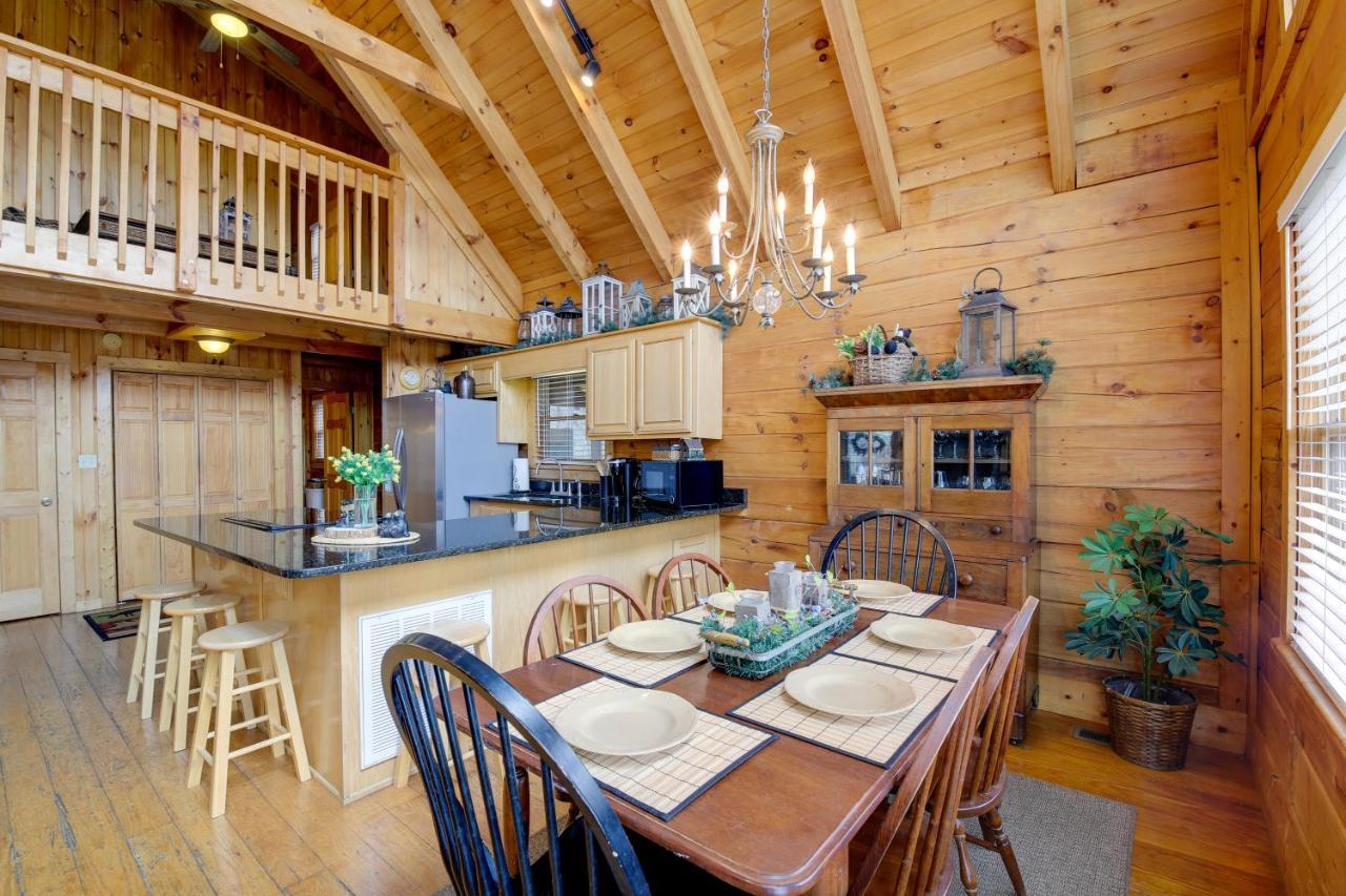 Smoky Mountains Cabin With Hot Tub, Deck And Views! Севьервилл Экстерьер фото